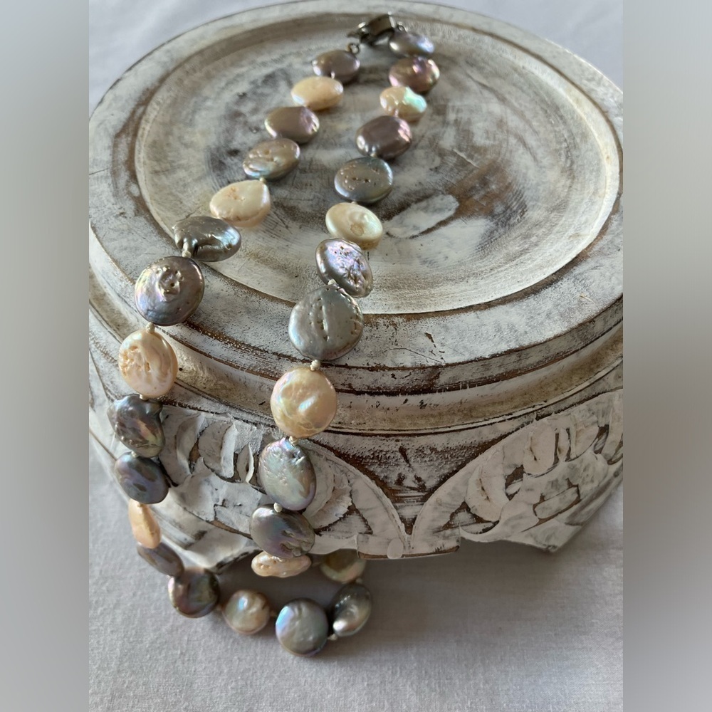 Coin Pearl Necklace Freshwater Gray Cream Lustre Button Pearls - Picture 9 of 11